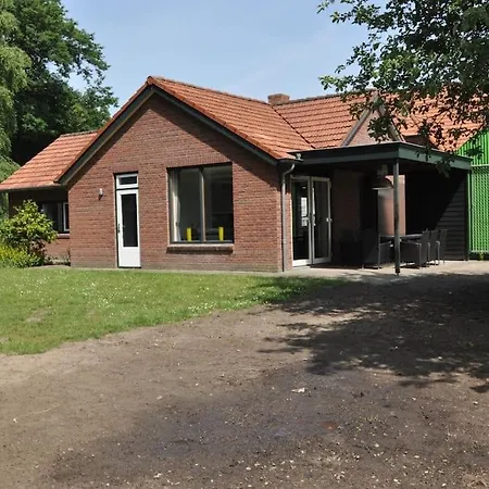 Vakantiewoning Nabij Toverland Сasa de vacaciones *