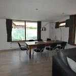 Holiday home Vakantiewoning Nabij Toverland